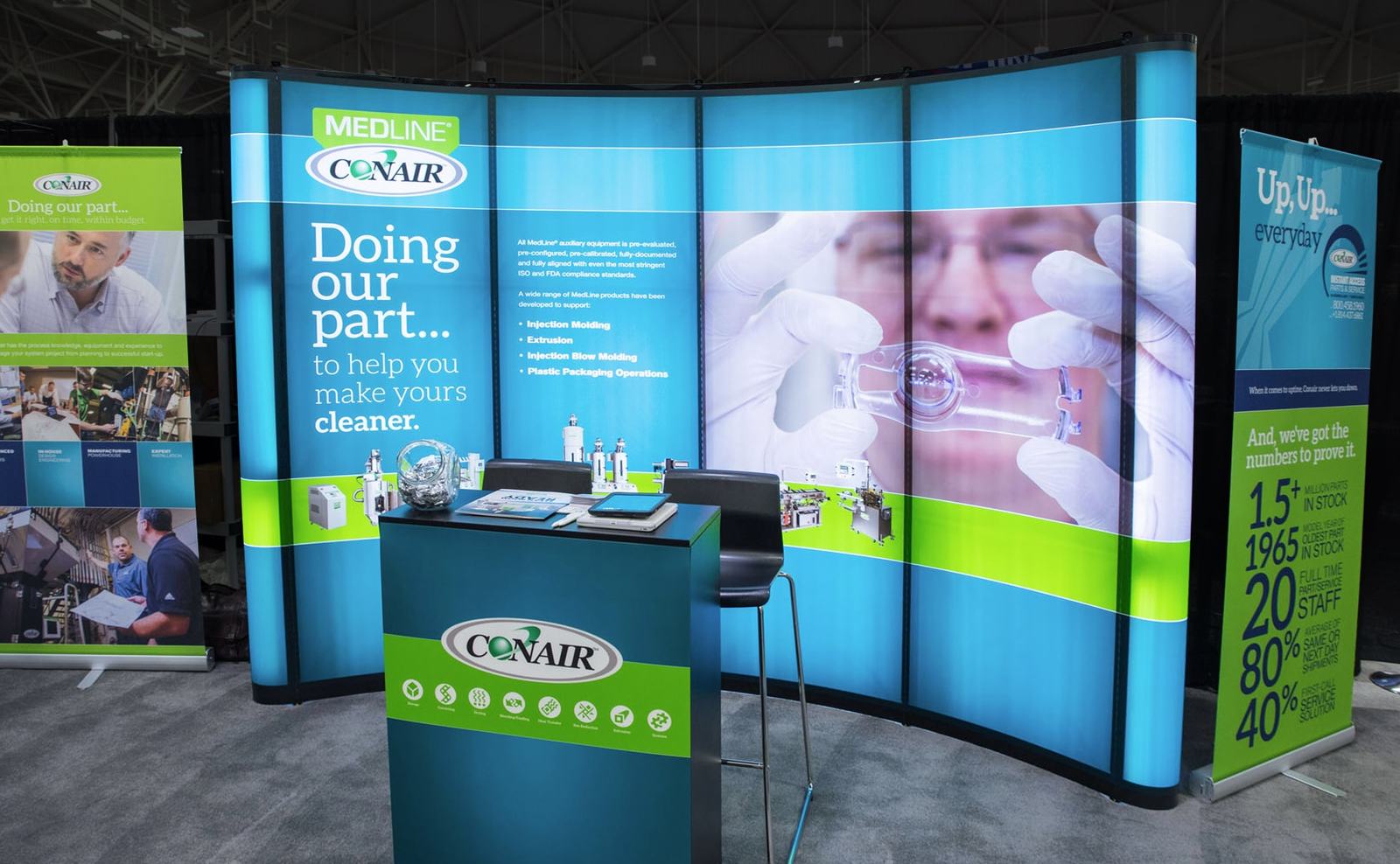 29 Backlit Trade Show Displays Bright Ideas For Toronto Exhibitors